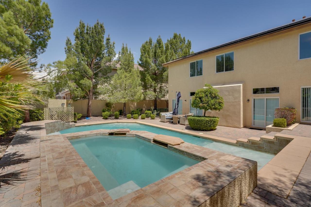 Elegant Las Vegas Home With Pool And Putting Green! מראה חיצוני תמונה